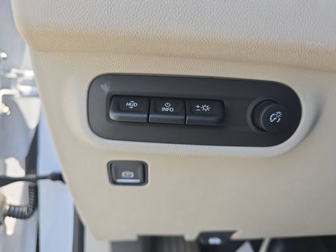 Used 2023 GMC Terrain Denali AWD/4WD image 30