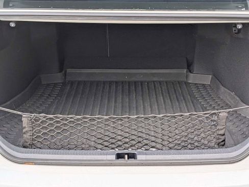 Used 2021 Toyota Camry SE FWD image 13