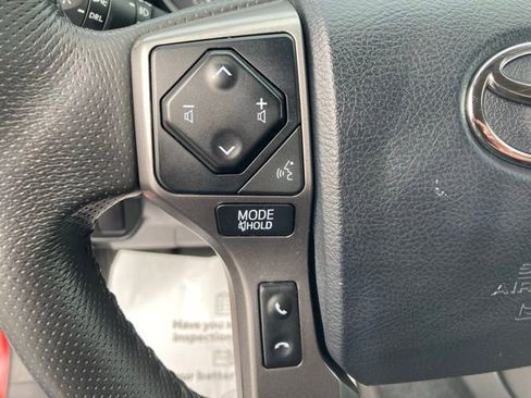 Used 2016 Toyota Tacoma SR5 w/ SR5 Appearance Package (SN) image 24