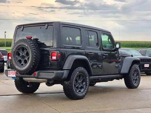 Used 2023 Jeep Wrangler Unlimited w/ Sun & Screen Package AWD/4WD image 8
