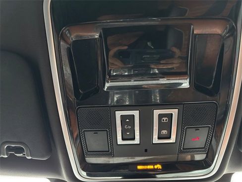Used 2016 Land Rover Range Rover Sport Supercharged image 25