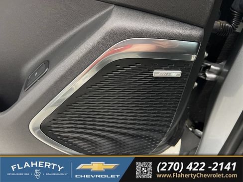Used 2025 GMC Acadia Elevation AWD/4WD image 24