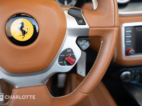 Used 2016 Ferrari California T image 25