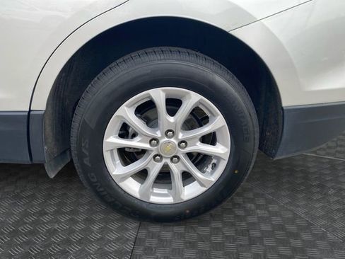 Used 2021 Chevrolet Equinox LS w/ LPO, Floor Liner Package image 32
