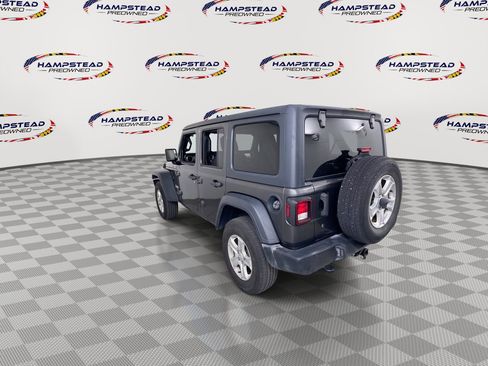 Used 2019 Jeep Wrangler Unlimited Sport S AWD/4WD image 6