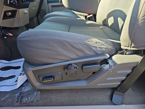 Used 2009 Ford F250 2WD Crew Cab Super Duty image 23
