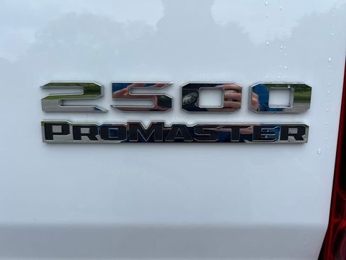 Used 2026 RAM ProMaster 2500 w/ Convenience Group FWD image 36