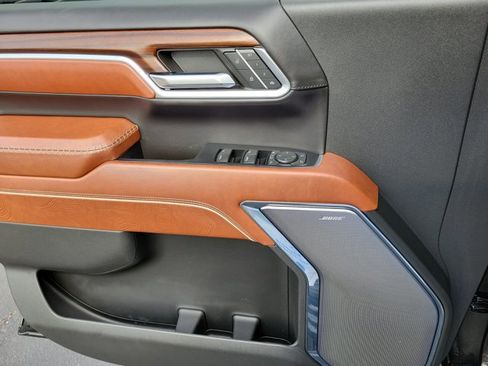 Used 2024 GMC Sierra 2500 Denali Ultimate w/ Max Trailering Package image 29