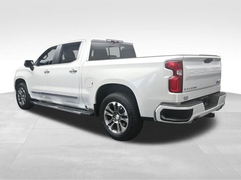 Used 2024 Chevrolet Silverado 1500 High Country AWD/4WD image 4