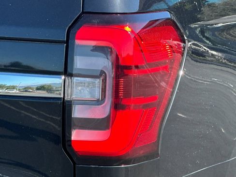 Used 2024 Ford Expedition Max Limited RWD image 49