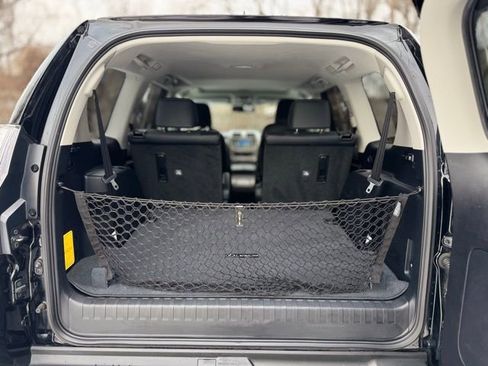 Used 2019 Lexus GX 460 image 26