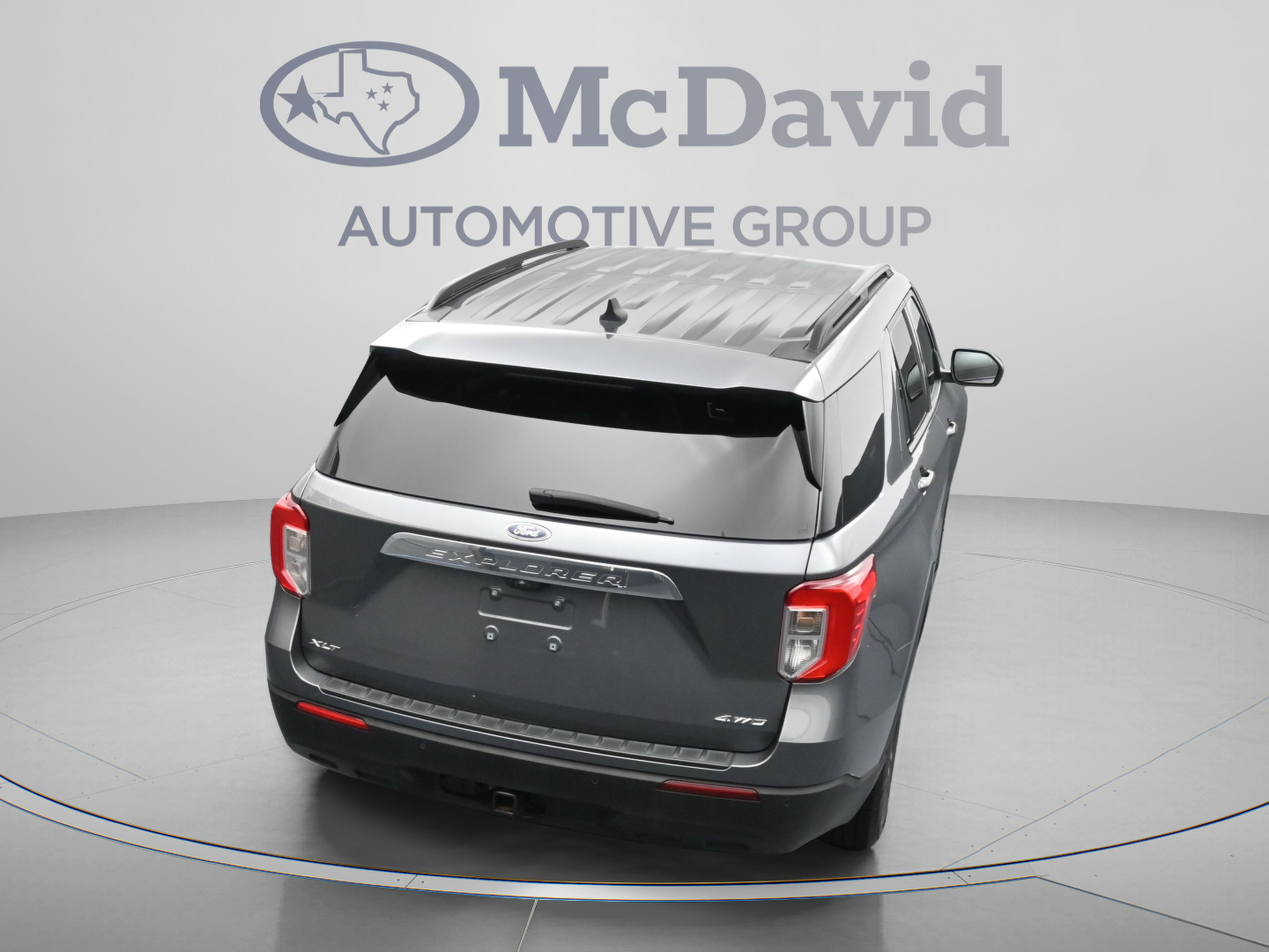 Used 2022 Ford Explorer XLT w/ Class IV Trailer Tow Package AWD/4WD image 39