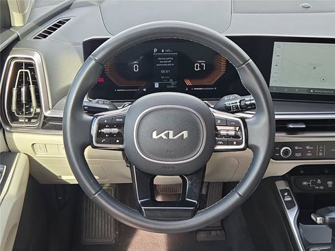 Certified 2025 Kia Sorento S FWD image 41