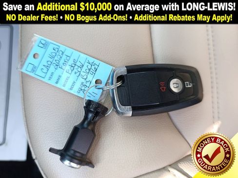 Used 2022 Ford Edge SEL image 32