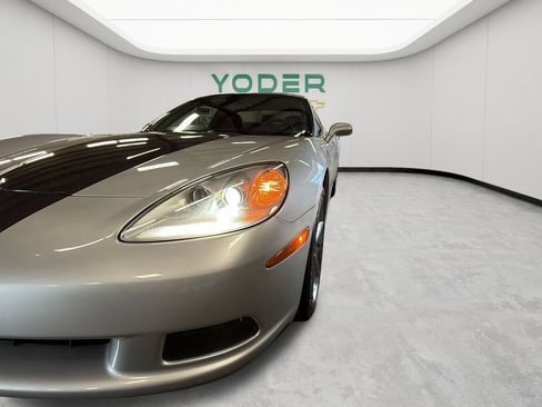 Used 2011 Chevrolet Corvette Coupe w/ Preferred Equipment Group RWD image 36