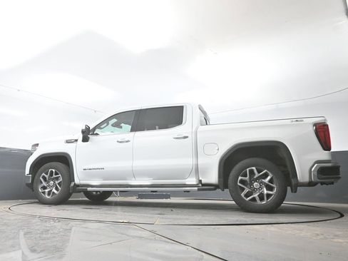 Used 2023 GMC Sierra 1500 SLT w/ SLT Premium Plus Package image 30