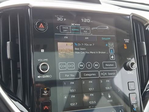 Used 2025 Subaru Ascent Limited image 18