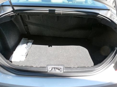 Used 2010 Ford Fusion Hybrid FWD image 17