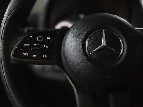 Used 2023 Mercedes-Benz Sprinter 2500 image 17