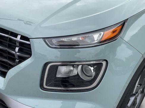 New 2026 Hyundai Venue SEL image 17