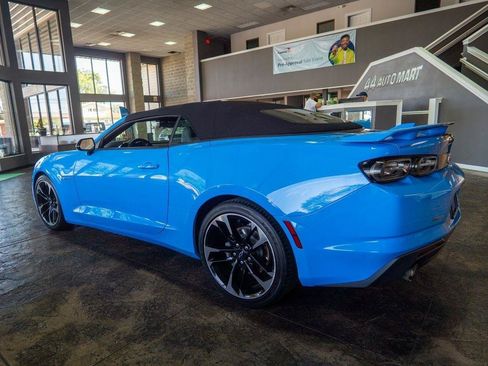 Used 2023 Chevrolet Camaro LT RWD image 5