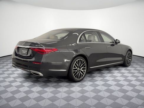 Certified 2023 Mercedes-Benz S 580 4MATIC Sedan image 9