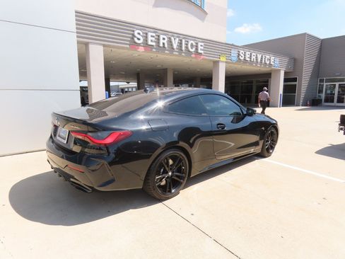 Used 2022 BMW M440i Coupe w/ Premium Package RWD image 11