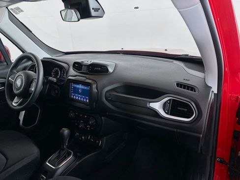 Used 2019 Jeep Renegade Latitude image 26