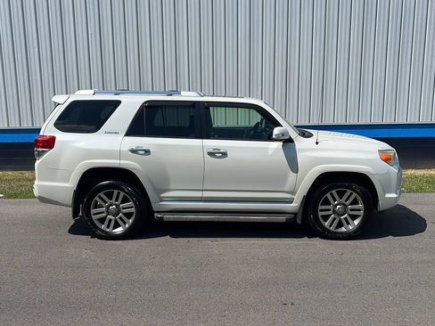 Used 2013 Toyota 4Runner Limited AWD/4WD image 4