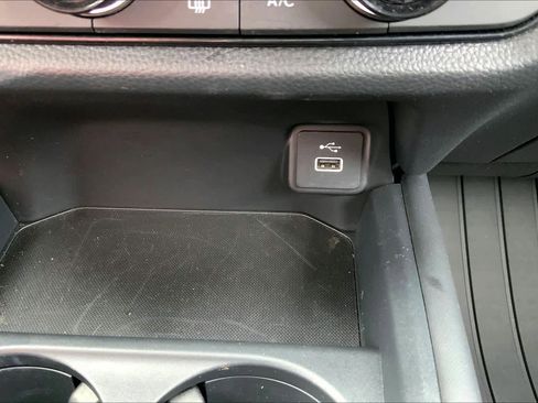 Used 2025 Honda HR-V LX image 34