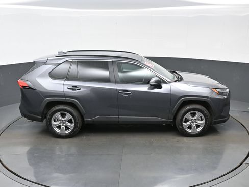 Used 2025 Toyota RAV4 XLE AWD/4WD image 42