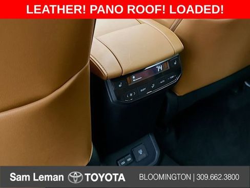 Used 2023 Toyota Highlander Platinum image 26