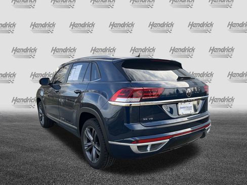 Used 2021 Volkswagen Atlas Cross Sport SE w/ Panoramic Sunroof Package image 7