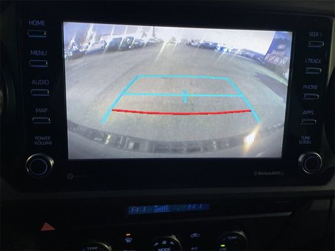 Used 2021 Toyota Tacoma TRD Sport w/ Technology Package image 20