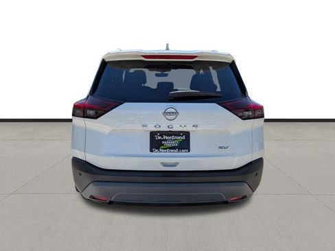 Used 2023 Nissan Rogue SV w/ SV Premium B Package image 6