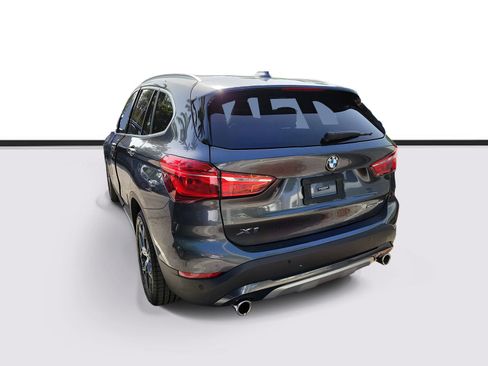 Used 2021 BMW X1 sDrive28i w/ Convenience Package FWD image 3