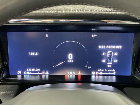 Used 2018 Lincoln Navigator Select AWD/4WD image 17