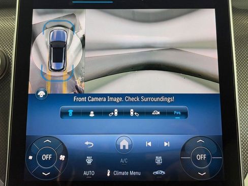 Used 2025 Mercedes-Benz GLC 350e 4MATIC w/ AMG Line image 20