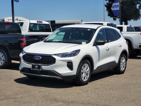 Used 2023 Ford Escape Active image 8
