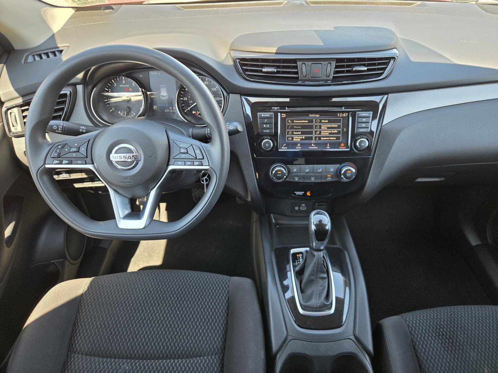 Used 2020 Nissan Rogue Sport S w/ Appearance Package FWD image 6