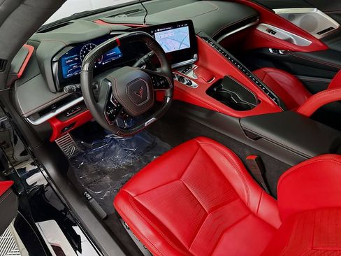Used 2025 Chevrolet Corvette Z06 RWD image 23