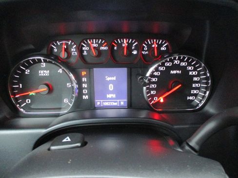 Used 2016 Chevrolet Silverado 1500 Custom w/ Custom Convenience Package image 10