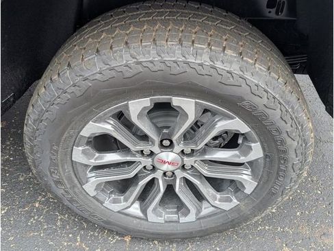 New 2026 GMC Canyon Denali image 26