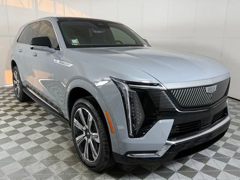 New 2026 Cadillac Escalade IQ Luxury 1 image 9