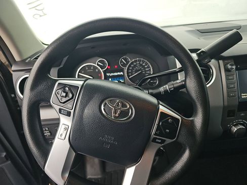 Used 2017 Toyota Tundra SR5 image 16
