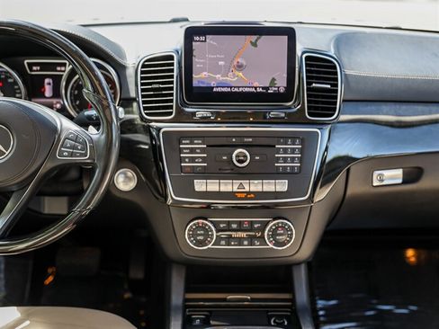 Used 2018 Mercedes-Benz GLS 450 4MATIC image 18