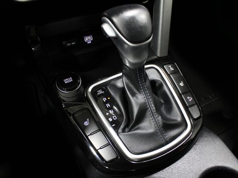 Used 2023 Kia Seltos S w/ Navigation Package image 22