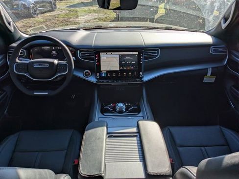 New 2026 Jeep Grand Wagoneer Limited AWD/4WD image 17