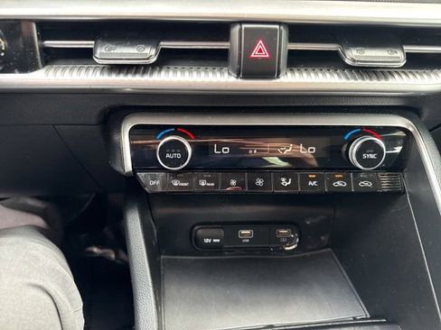 Used 2023 Kia K5 LXS image 34