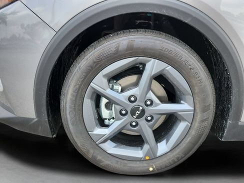 New 2026 Kia K4 FWD image 28